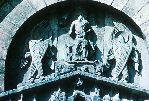 France, Clermont-Ferrand: Church, Notre-Dame-du-Port