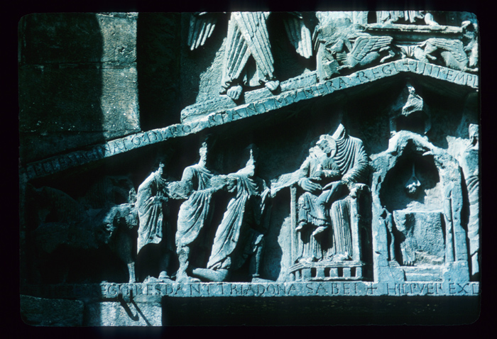 France, Clermont-Ferrand: Church, Notre-Dame-du-Port