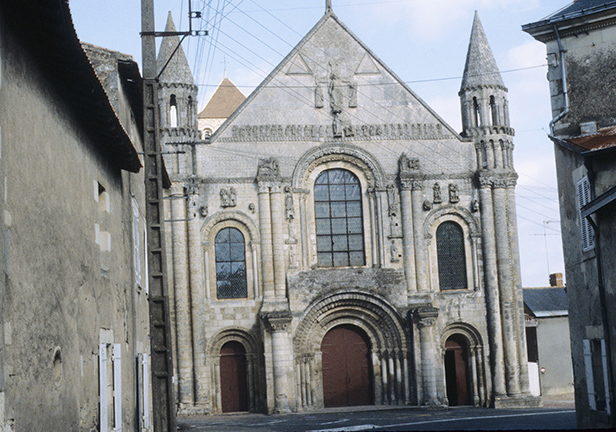 France, Saint-Jouin-de-Marnes: Church