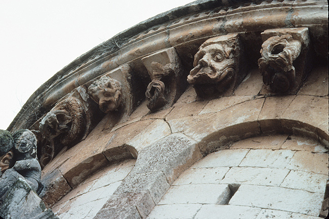 Italy, Siponto: Church, S. Leonardo in Lama Volara