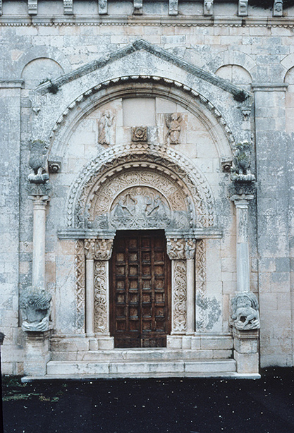 Italy, Siponto: Church, S. Leonardo in Lama Volara