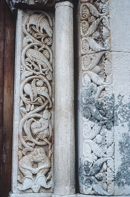 Italy, Siponto: Church, S. Leonardo in Lama Volara