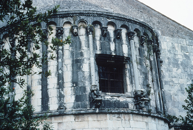 Italy, San Clemente a Casauria: Church
