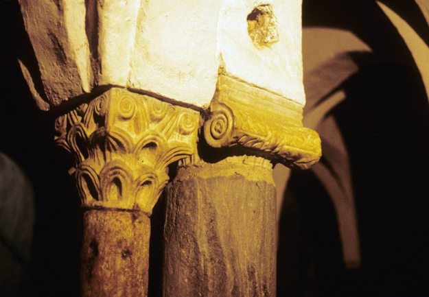 Italy, Aosta: Cathedral, SS. Gratus e Jucundus, Crypt