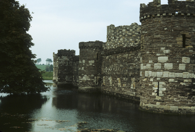 Great Britain, Beaumaris: Castle