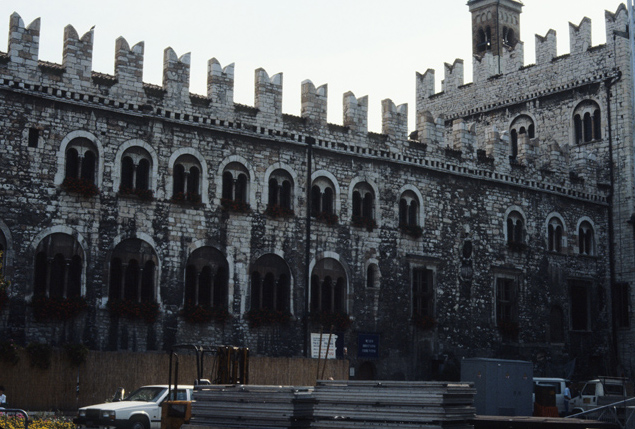 Italy, Trento: Building, Piazza del Duomo