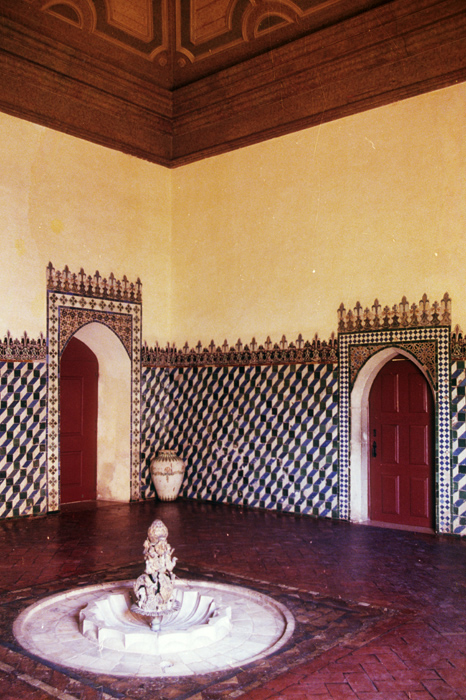 Portugal, Sintra: Palace