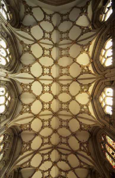 Interior, choir, vault