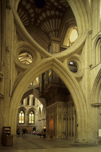 Interior, strainer arches