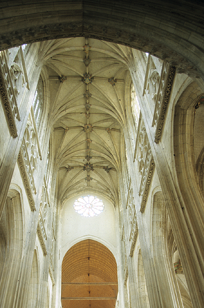 Interior, nave vaults