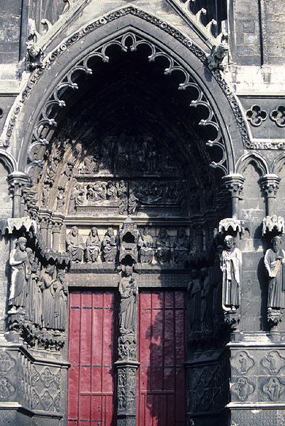 Exterior, facade, right door