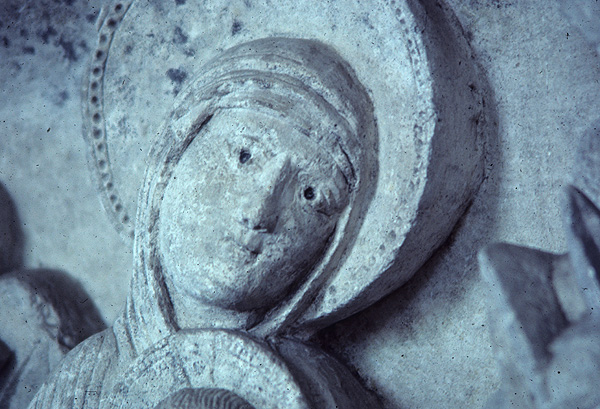 Exterior, flight into Egypt, detail virgin