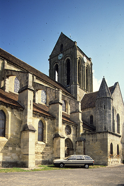 Exterior, south flank