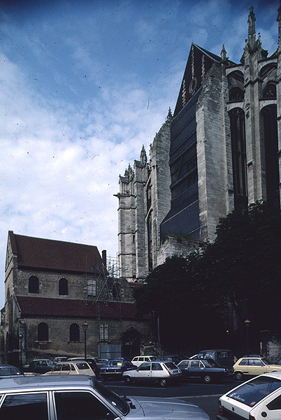 Exterior, nave