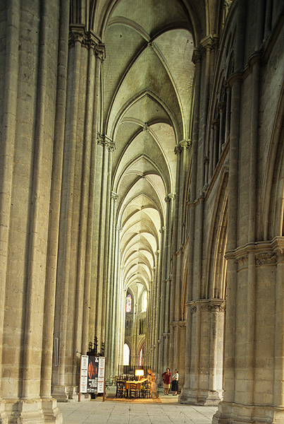 Interior, south inner aisles
