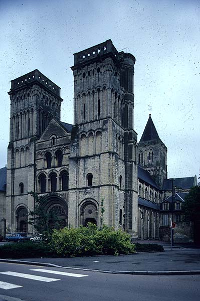 Exterior, facade, south side