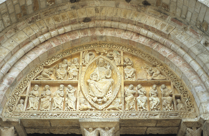 Exterior, tympanum