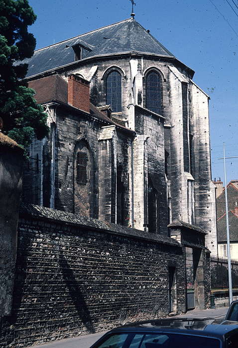 Exterior, chevet