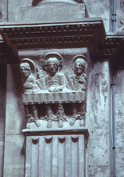 Interior, capital