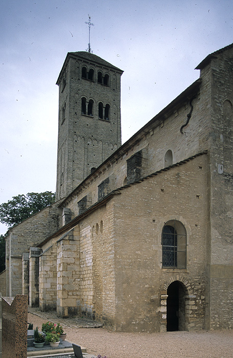 Exterior, north flank