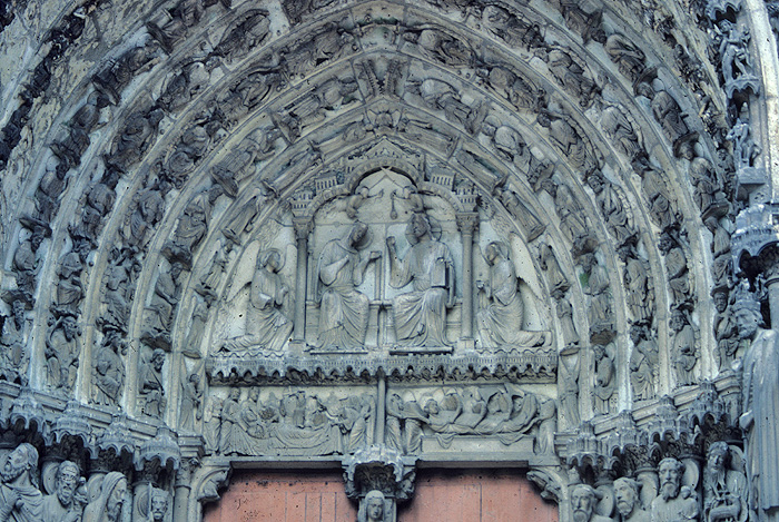 Exterior, tympanum