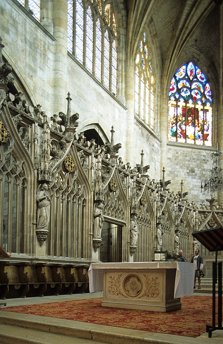Interior, choir
