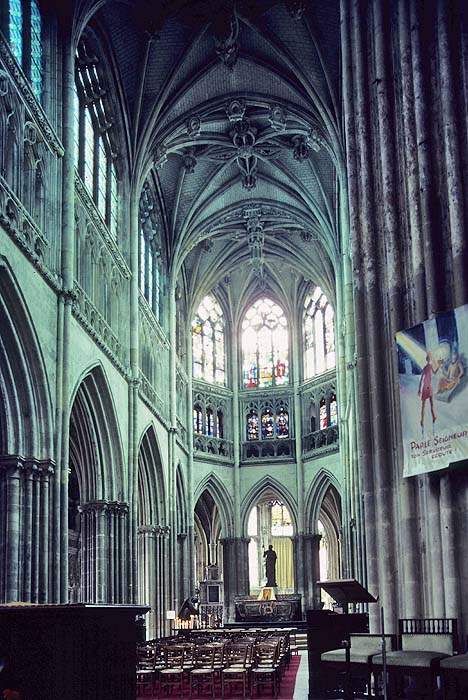 Interior, choir