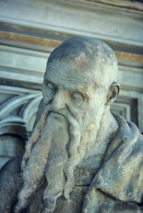 Exterior, Well of Moses