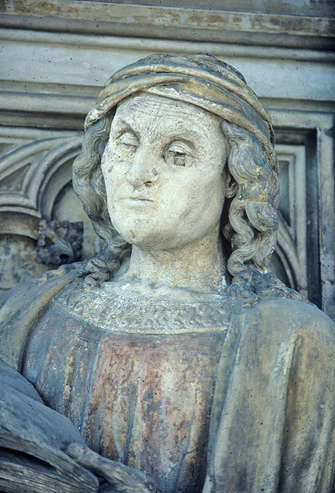 Exterior, Well of Moses