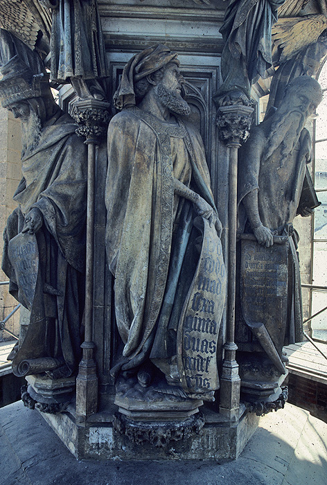Exterior, Well of Moses
