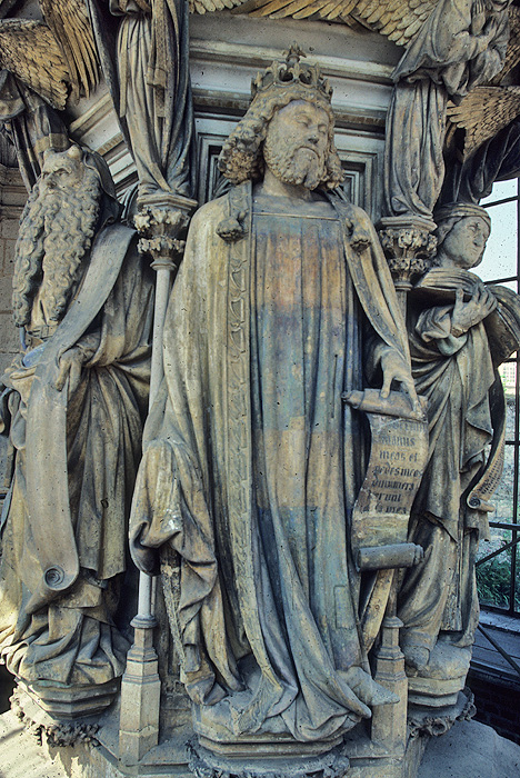 Exterior, Well of Moses