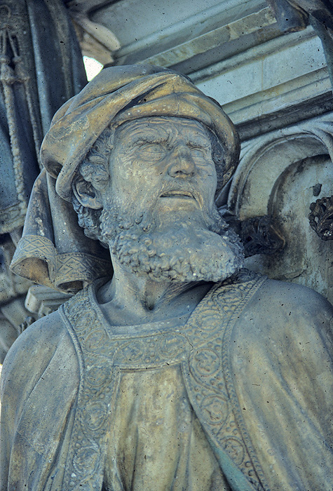 Exterior, Well of Moses