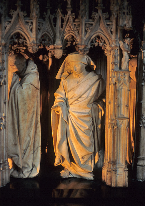 Interior view, pleurants