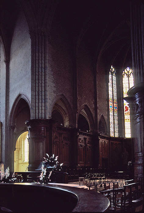 Interior, choir