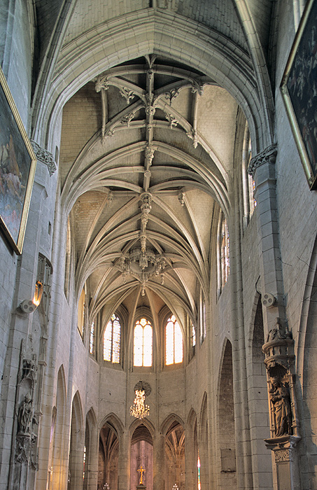 Interior, vaults