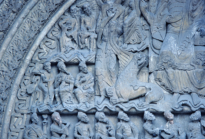 Exterior, tympanum, left side