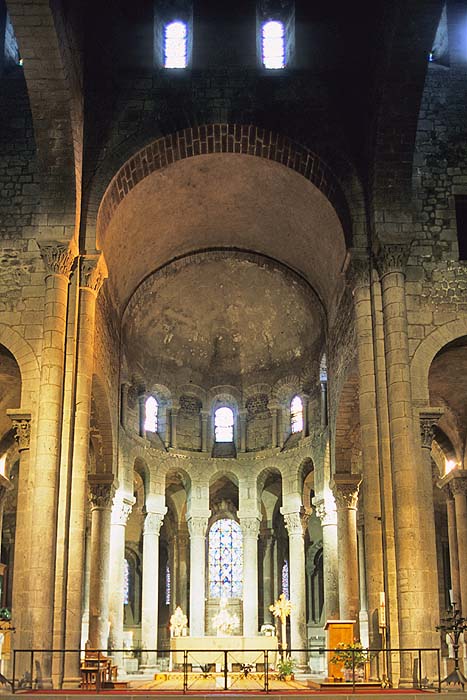 Interior, choir