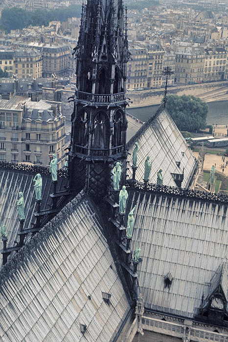 Exterior, roof