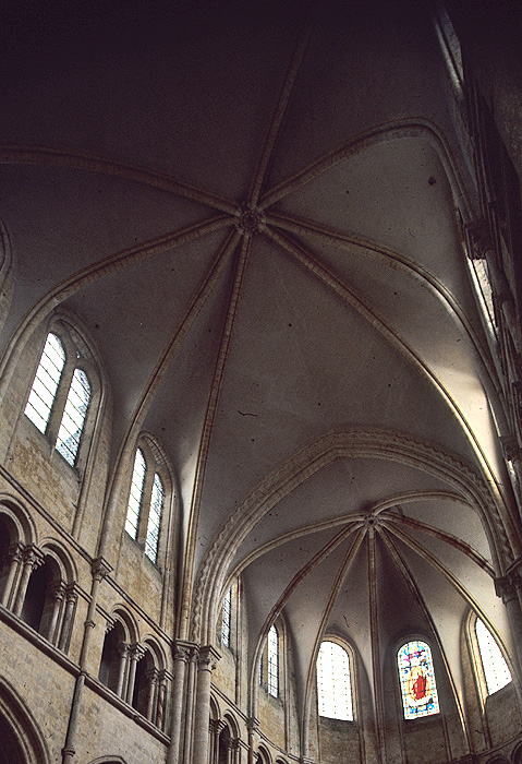 Interior, choir vaults