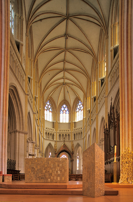 Interior, choir