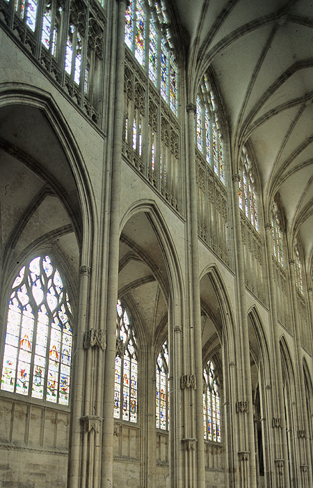 Interior, nave, north wall