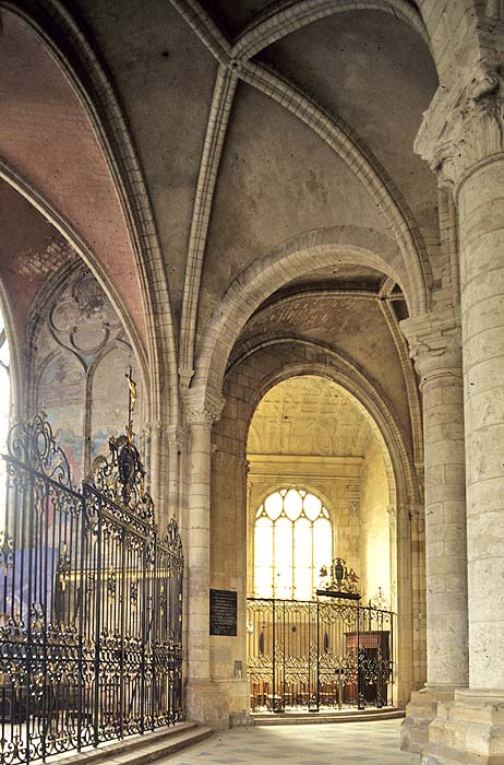 Interior, north ambulatory