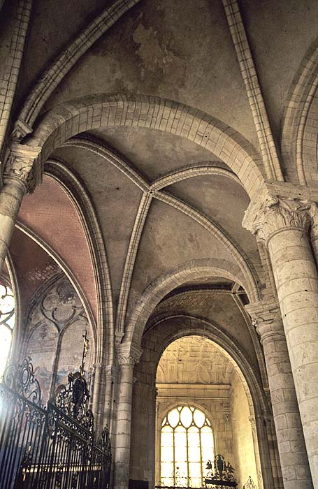 Interior, ambulatory