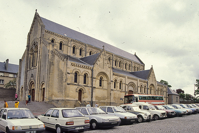 Exterior, south flank