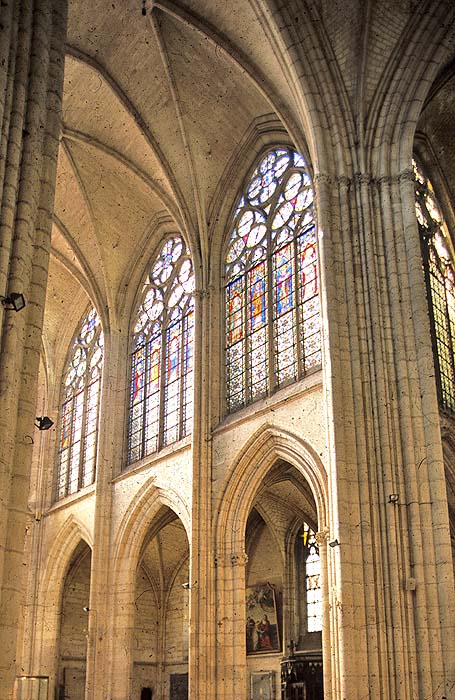 Interior, nave wall