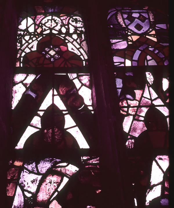 Transept, south, rose lancet, detail