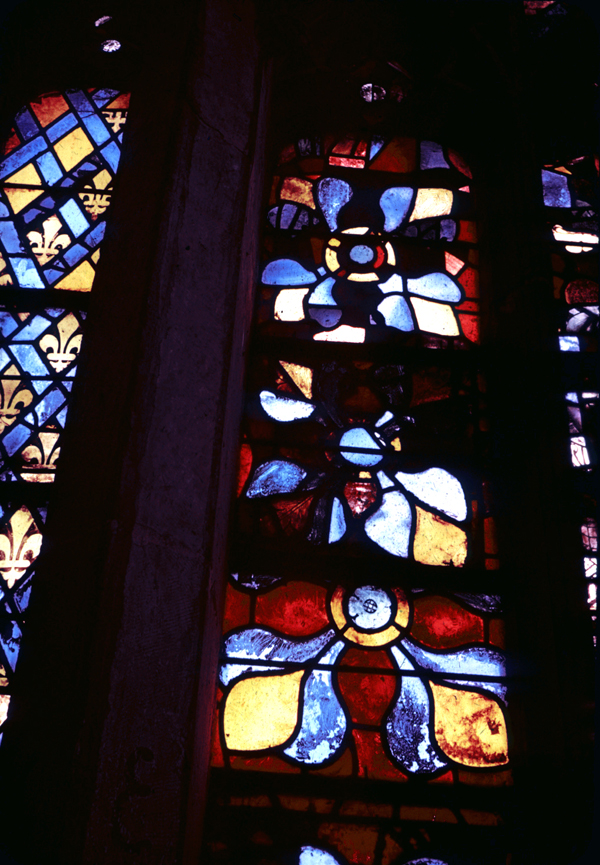 Transept, south, rose lancet, detail
