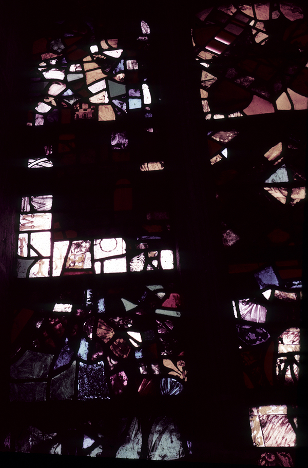 Transept, south, rose lancet, detail