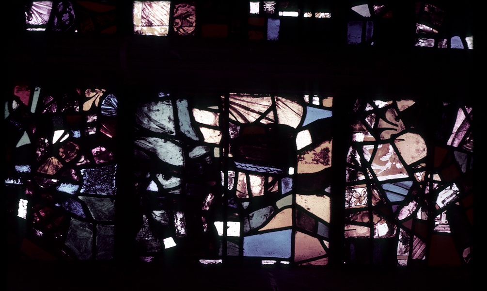Transept, south, rose lancet, detail