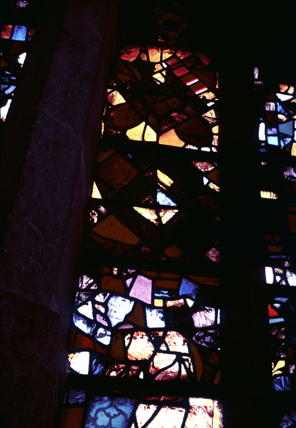 Transept, south, rose lancet, detail